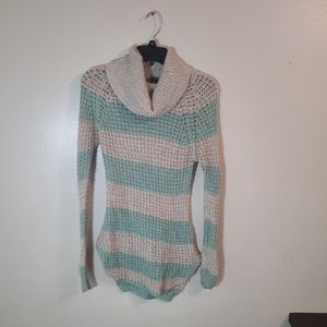 Rue21 long sleeve sweater